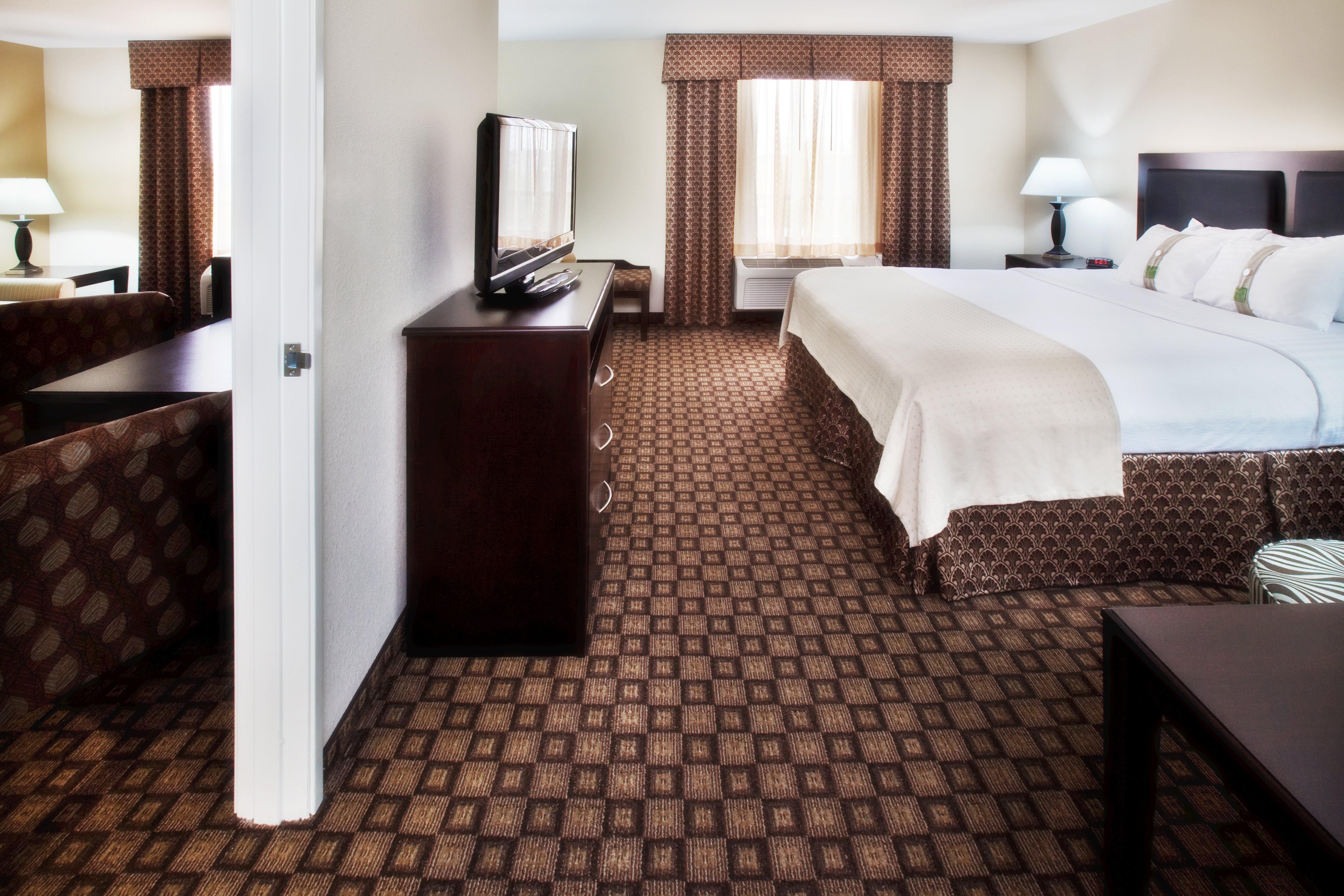 Holiday Inn Quincy By Ihg Exterior photo